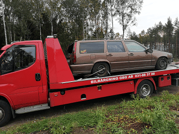 Bilskrot köper Volvo i Stenungsund för återvinning