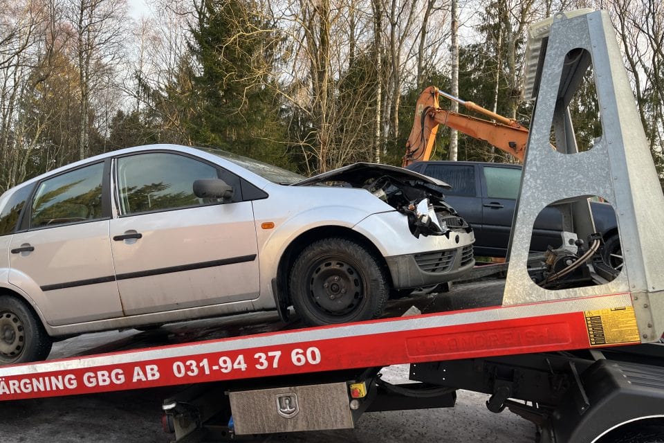 Skrotbil i Göteborg hämtas för att ge bästa möjliga ersättning