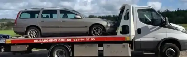 Bilägare jämför fast och preliminärt bud för att undvika prisjustering och dolda avgifter vid skrotning.